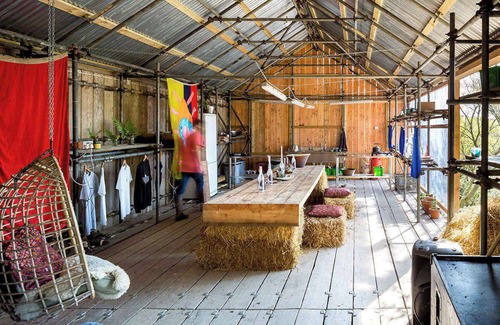 Tintagel Alquiler De RV | The K-Tent 1 Summary: