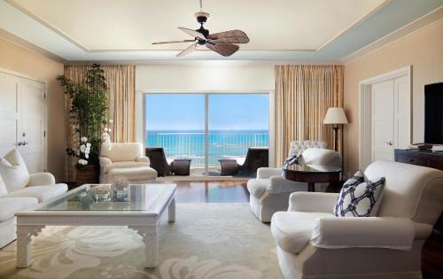 Waialae Iki Complejo | The Kahala Hotel and Resort