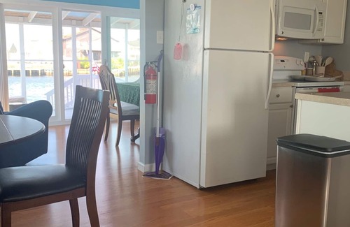 Beach Haven West Casa | The KAS - Lagoon Water Views. AC & WiFi. New outdoor shower