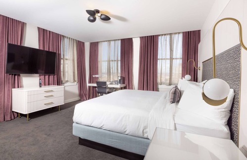 Central City Hotel | The Kelly Birmingham, Tapestry Collection By Hilton