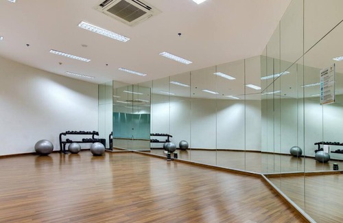 Kelapa Gading Timur Apartamento | The Kensington Royal Suites W/ Free parking & Wifi