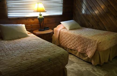 Kernville Cabina | The Kern Lodge