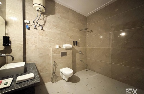 Bail Parao Hotel | The Kiaan Corbett Resort