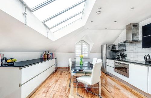 Frognal and Fitzjohns Apartamento | The King of Spades