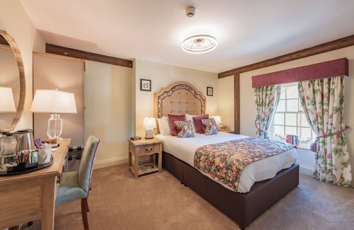 Sedgeford Hotel | The King William IV