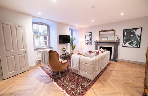 Upper Town Apartamento | The Kings Courtyard Apartment