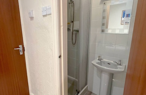 Blackpool Town Center Hotel | The Kings Cross Hotel