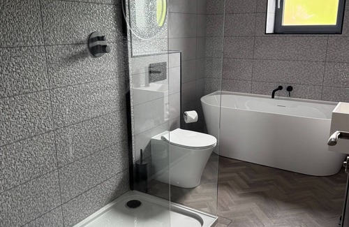 Macduff Hotel | The Knowes Hotel & Restaurant