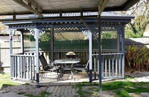 Moss Vale Casa | The Kookaburra house in Moss Vale 5Br Pet friendly