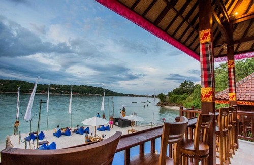 Ceningan Island Hotel | The Kubu221 Ceningan