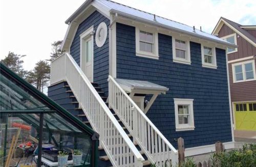 Seabrook Casa | The Ladybug by Seabrook Hospitality