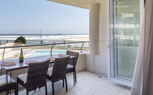 Lagoon Beach Apartamento | The Lagoon Beachfront Apartment