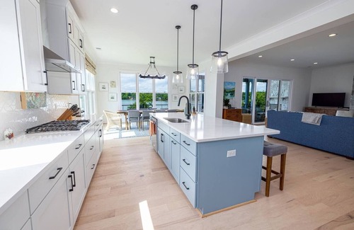 Seneca Casa | The Lake Haus on Keowee