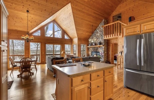 Cumberland Casa | The Lake Home on Beaver Dam Lake in Cumberland, Wisconsin