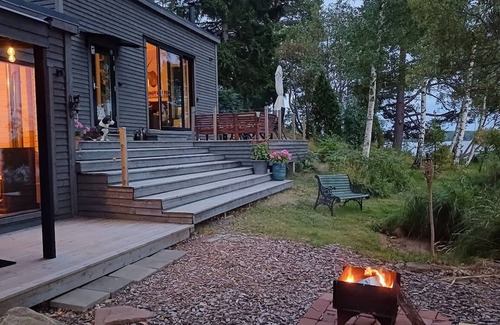 Sandviken Casa | The lake house - boats, beach, sauna and barbecue