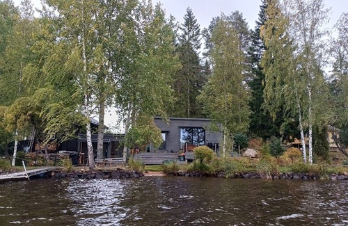 Sandviken Casa | The lake house - boats, beach, sauna and barbecue