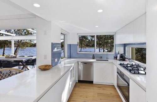 Wamberal Casa | THE LAKE HOUSE @ WAMBERAL