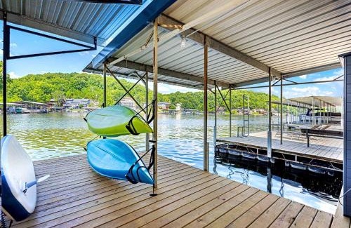 Camdenton Casa | The Lake Shack - Waterfront Life