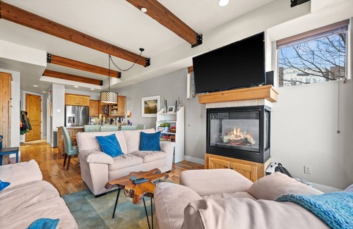 South Snyderville Basin Casa | The Lakehouse - upgraded Park City UT retreat.