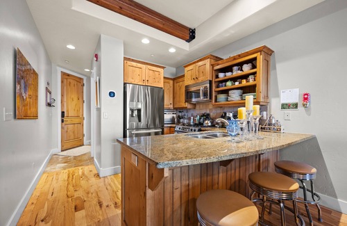 South Snyderville Basin Casa | The Lakehouse - upgraded Park City UT retreat.