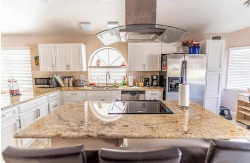 The Section Seven Casa | The Lakes/Downtown Summerlinnn