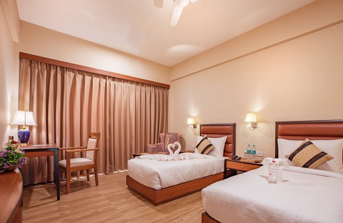 Mathura Hotel | The Lalita Grand