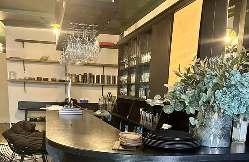 Clifden Hotel | The Lamplight Wines