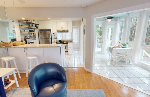 Folly Beach Condominio | The Landing at Little Oak ~ summer coastal getaway