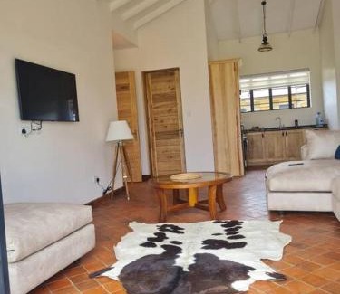 Nanyuki Chalet De Esquí | The Landing Nanyuki - One Bedroom Guest house