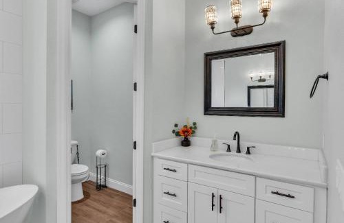 Nichols Casa | The Landing on Lunn