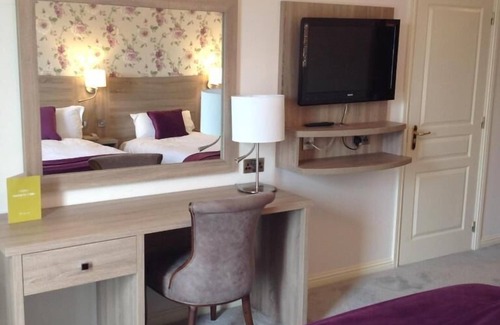 Cortober Hotel | The Landmark Hotel