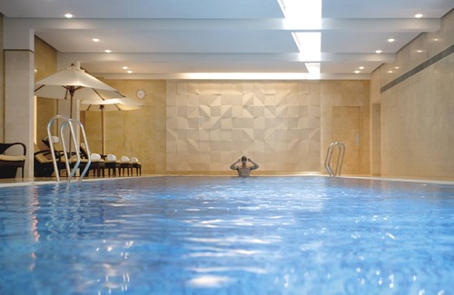 Central Hotel | The Landmark Mandarin Oriental, Hong Kong