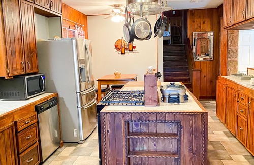 Broken Bow Cabaña | The Lane Cottage at Broken Bow