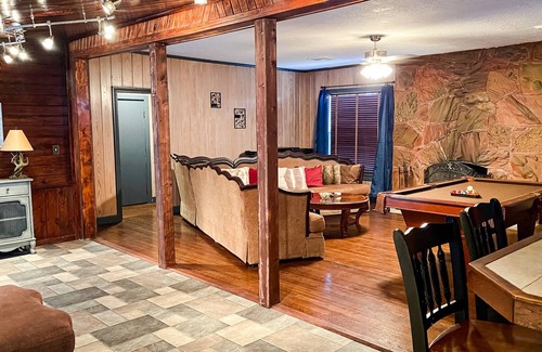 Broken Bow Cabaña | The Lane Cottage at Broken Bow