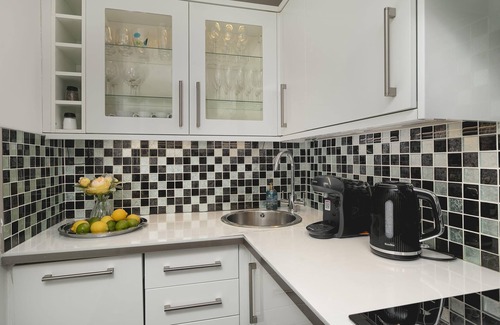 The Lanes Apartamento | The Lanes Comfy Short Walk to Beach and Pier