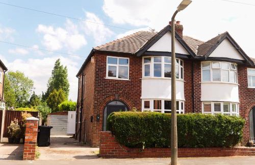 Trafford Casa | The Langdale House