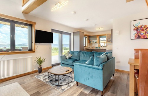 Dingwall Cabaña | The Larches - UK46804