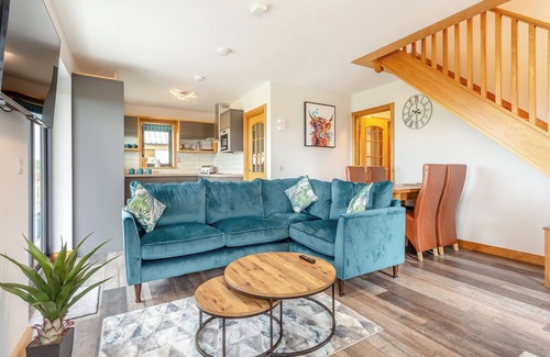 Dingwall Cabaña | The Larches - UK46804