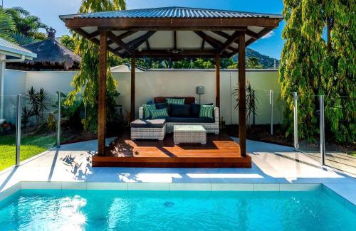 Palm Cove Villa | The Last Resort Villa 1