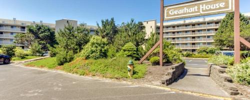 Gearhart Casa | The Latourette House