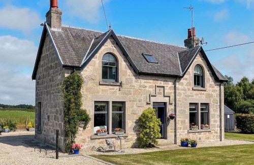 Forres Casa | The Laurels