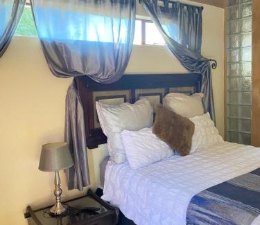 Phalaborwa Apartamento | The lavender room