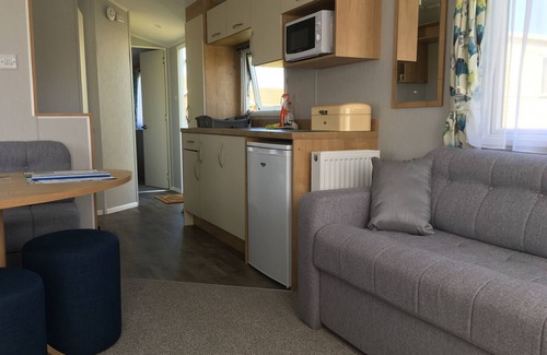 Bacton Otro | The Leas Beach Park