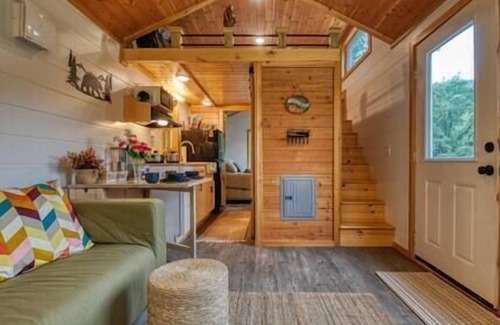 Newport Casa | The LeConte Tiny Home on the Pigeon River