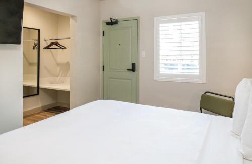 Citrus Grove Hotel | The LEEF Hotel