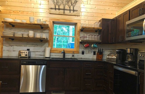 Logan Cabina | The Legacy - Hot tub, fire pit, game room & private playground