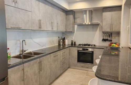 Potos Casa | The Lemon Tree