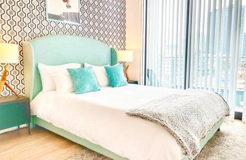 East Village Apartamento | The Leo - Deluxe 3 Bedroom Stay