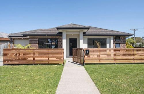 Rosebud Casa | 'The Leon' A Family Friendly Coastal Abode