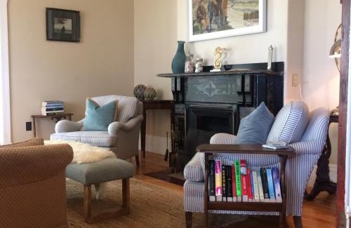 Souris Cama Y Desayuno | The Library Inn